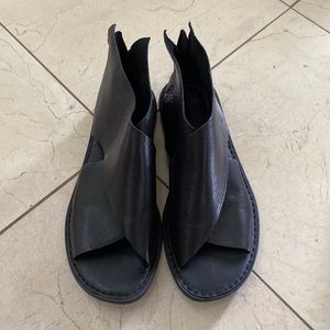 Black soft leather sandals